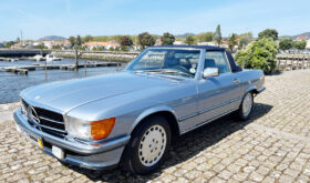 Mercedes-Benz SL420 R107