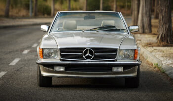 Mercedes 560SL (Dallas) completo