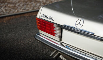 Mercedes 560SL (Dallas) completo